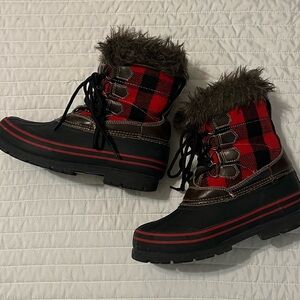 Natural Reflections Plaid Boots